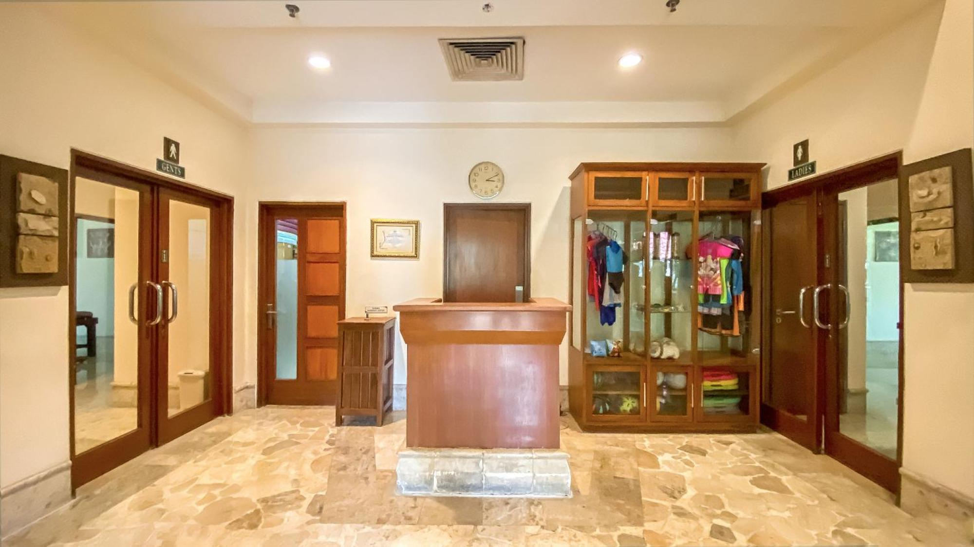 Lorin Solo Hotel Exterior photo